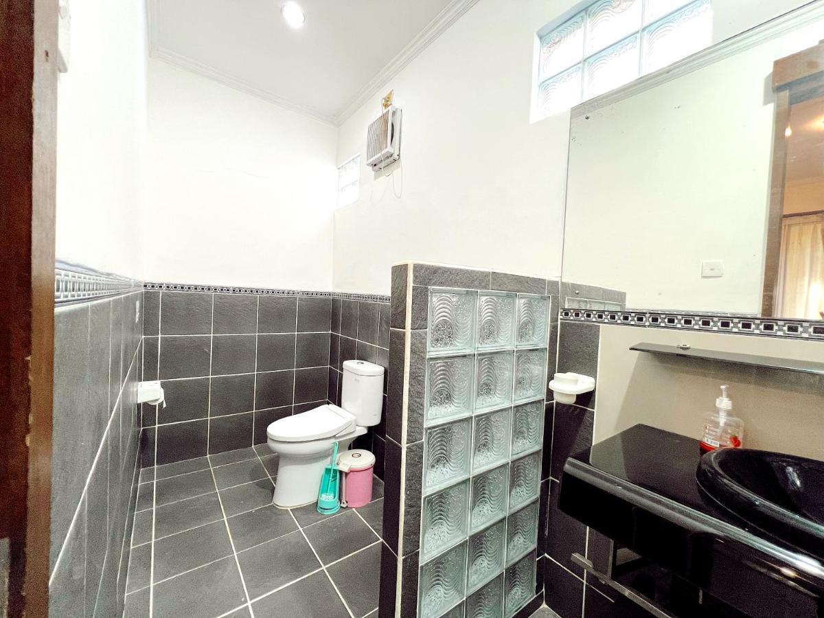Joker Guest House Ubud Esterno foto