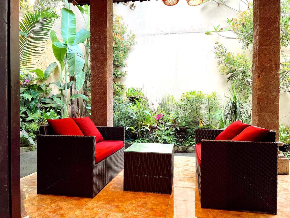 Joker Guest House Ubud Esterno foto